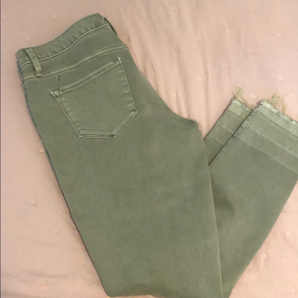 Green Khaki Mid-Rise Jegging